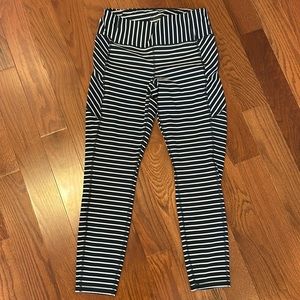 Athleta 23" yoga pants